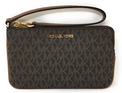 michael kors daria clutch bag|Michael Kors wristlet outlet.